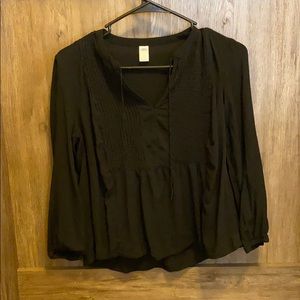 Old Navy black top
